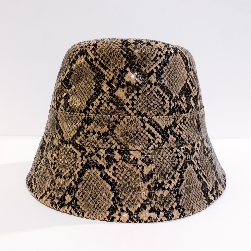 NWT Urban Outfitters Jade Snake Bucket Hat - Picture 3 of 10